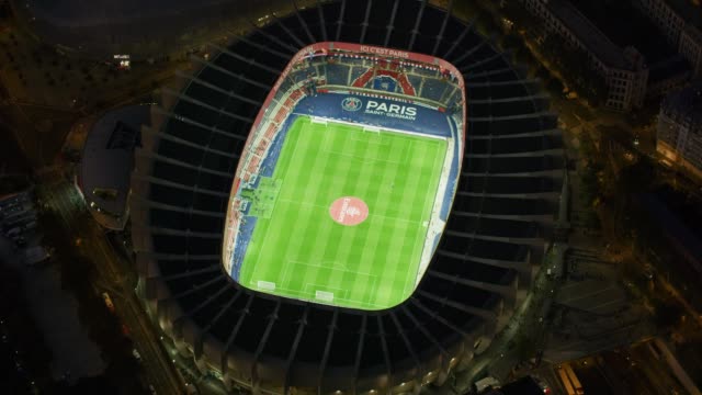 parc_des_princes_aerial